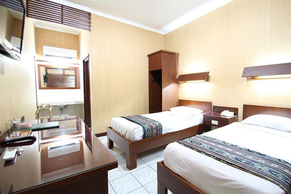 Paradiso Beach Inn Kuta Lombok Kültér fotó