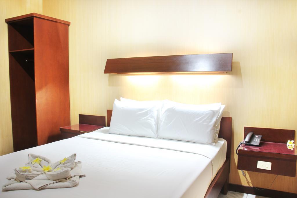 Paradiso Beach Inn Kuta Lombok Kültér fotó