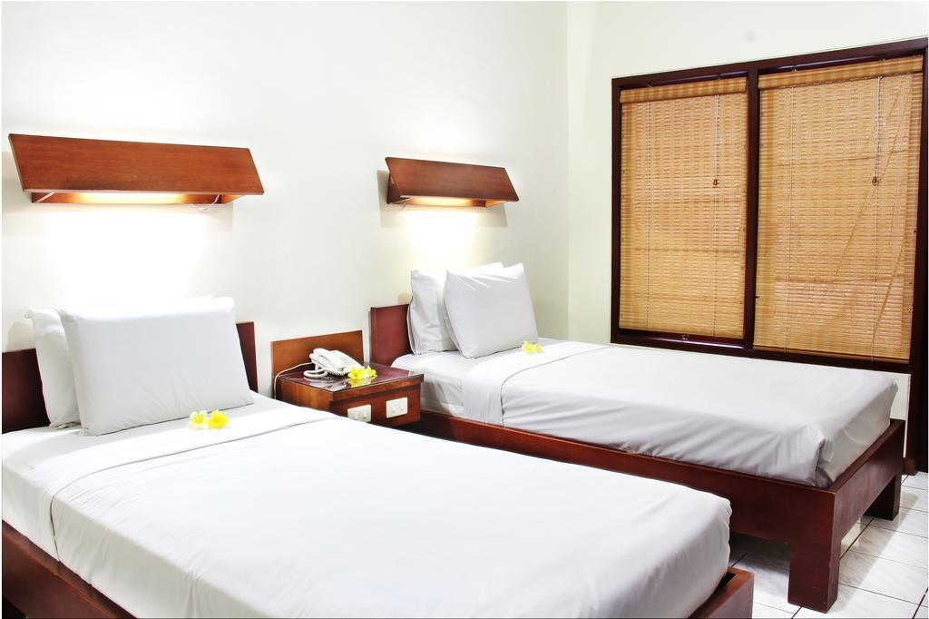 Paradiso Beach Inn Kuta Lombok Kültér fotó