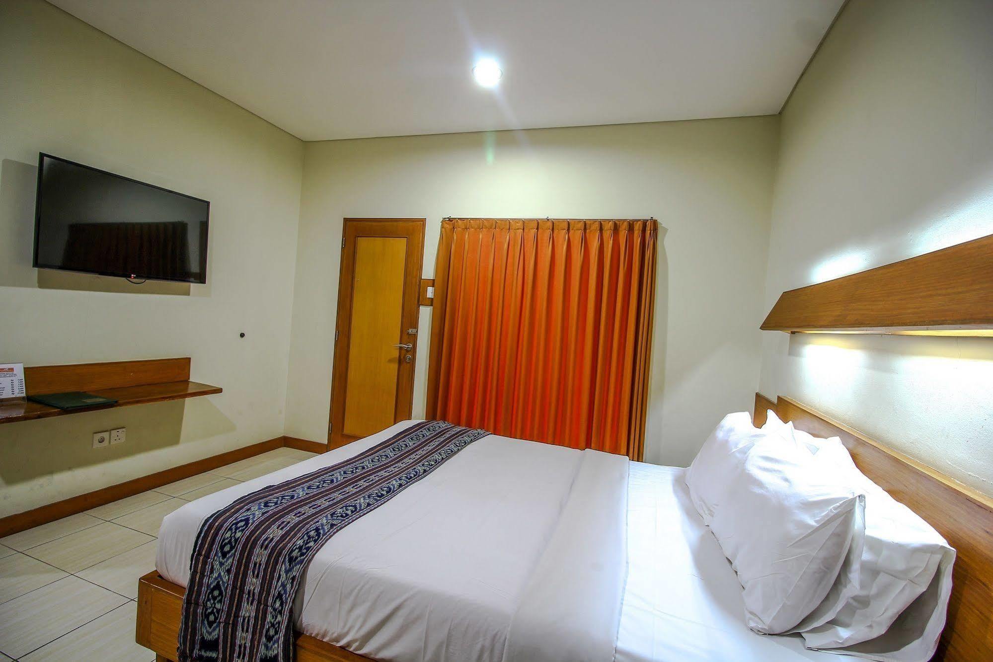 Paradiso Beach Inn Kuta Lombok Kültér fotó