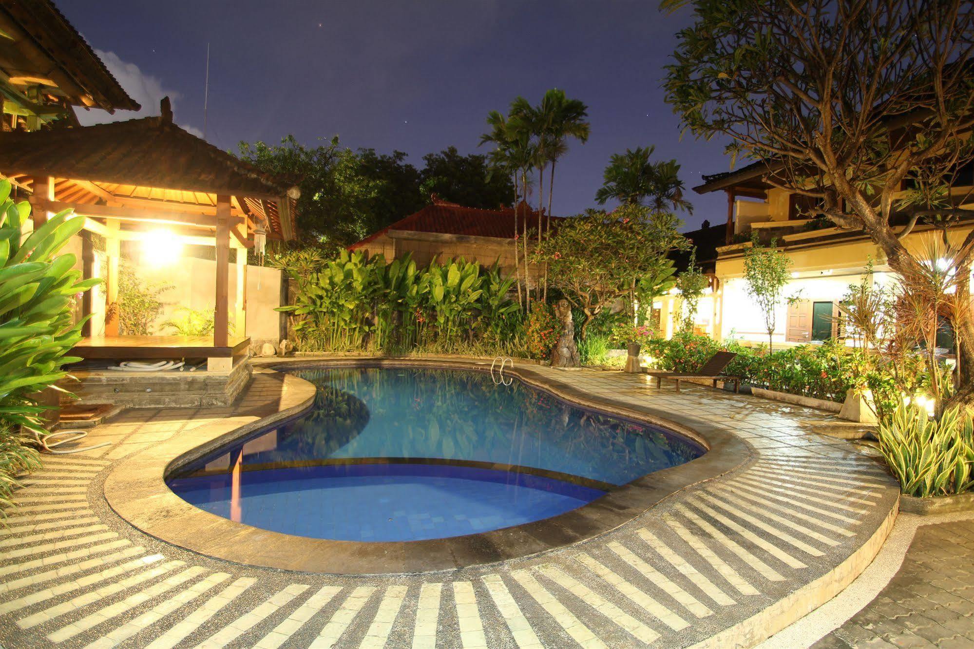 Paradiso Beach Inn Kuta Lombok Kültér fotó